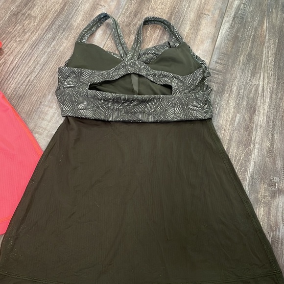 Lululemon Wrap It Up Tank Racerback Lot - Picture 6 of 14